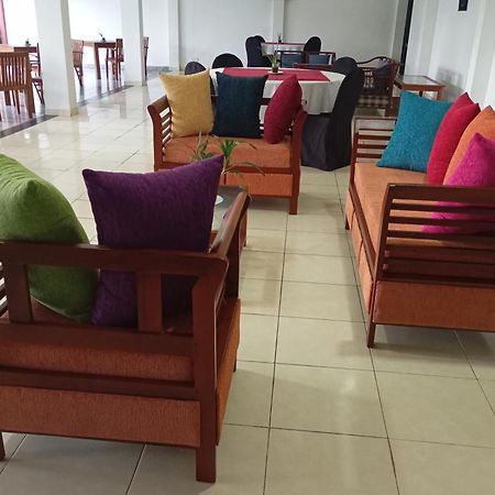 Larn'S Villa Hotel & Apartment Wadduwa Exterior foto